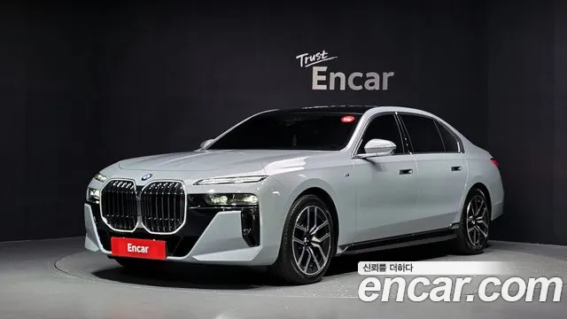 BMW 7 серия — экстерьер