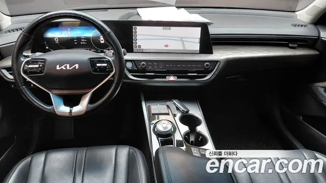 Kia K8 — интерьер