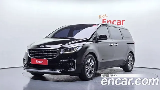 Kia Carnival — экстерьер