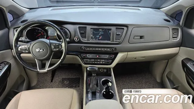 Kia Carnival — интерьер