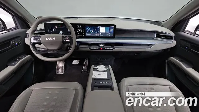 Kia EV9 — интерьер