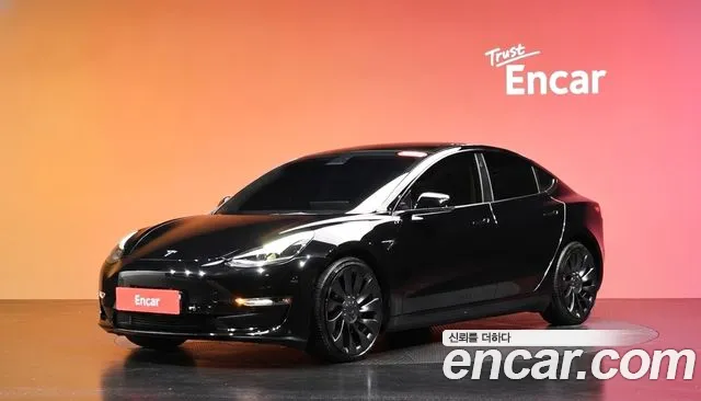 Tesla Model 3 — экстерьер