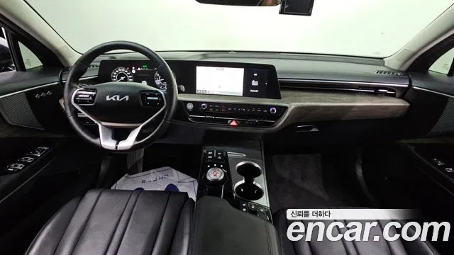 Kia K8 — интерьер