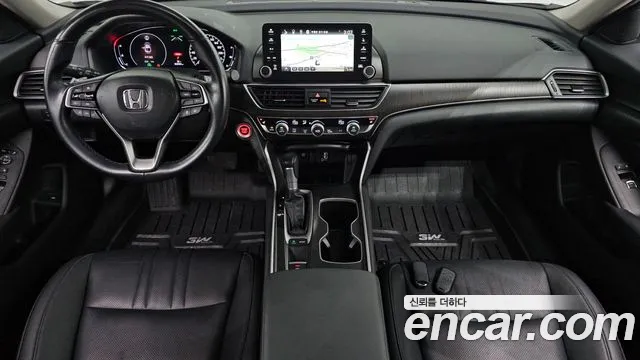Honda Accord — интерьер