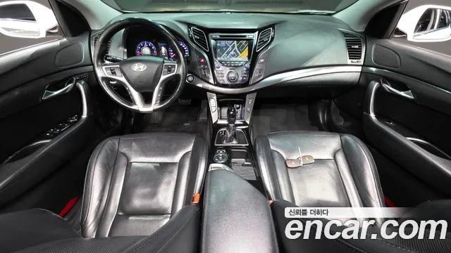 Hyundai i40 — интерьер