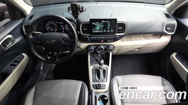Hyundai Venue — интерьер
