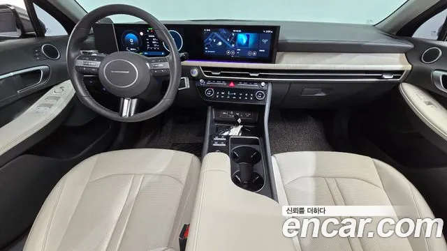 Hyundai Sonata — интерьер