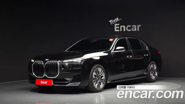 BMW 7 серия — экстерьер
