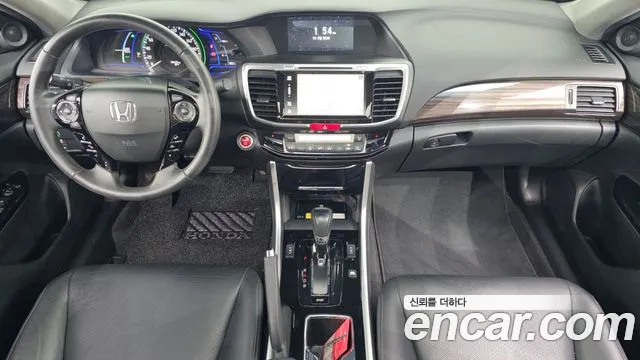 Honda Accord — интерьер