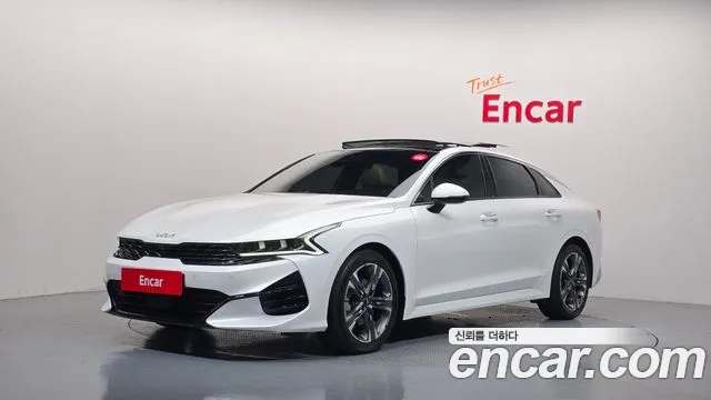 Kia K5 — экстерьер