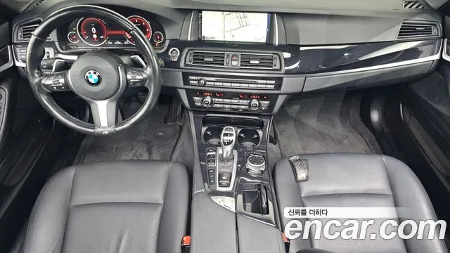 BMW 5 серия — интерьер