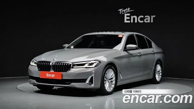 BMW 5 серия — экстерьер
