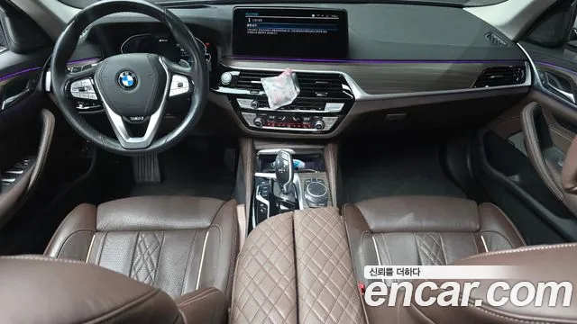 BMW 5 серия — интерьер
