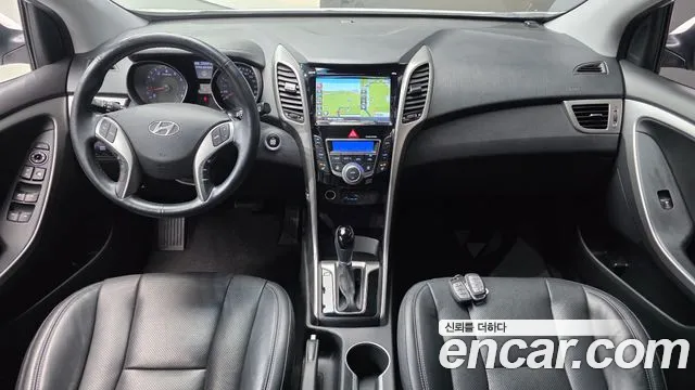 Hyundai i30 — интерьер