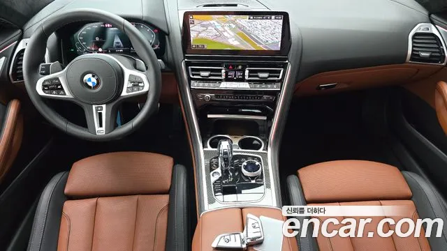 BMW 8 серия — интерьер