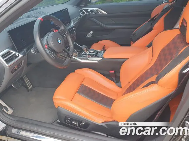 BMW M4 — интерьер