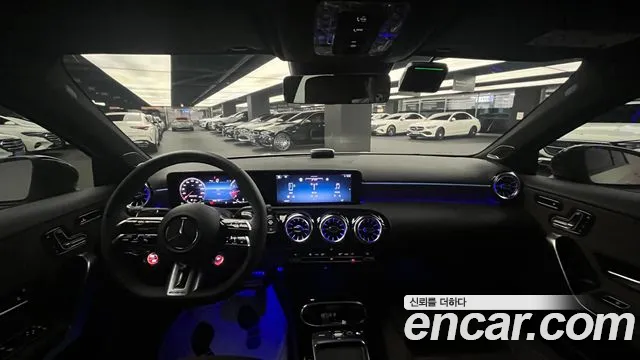 Mercedes-Benz A-класс — интерьер