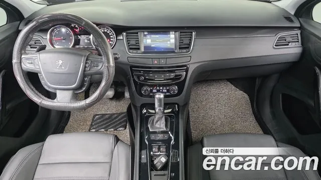 Peugeot 508 — интерьер