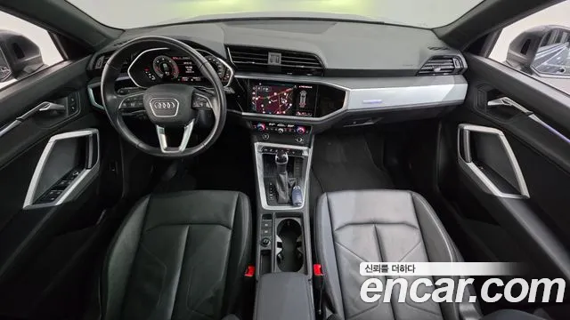 Audi Q3 — интерьер
