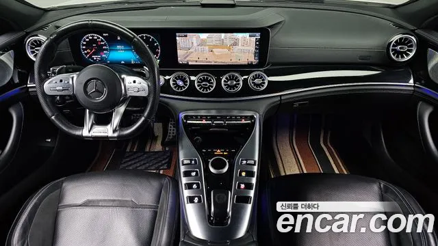 Mercedes-Benz AMG GT — интерьер