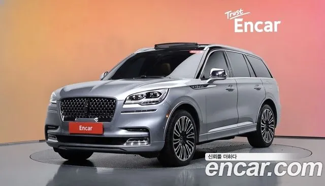 Lincoln Aviator — экстерьер