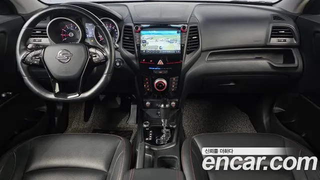 KG Mobility Tivoli — интерьер