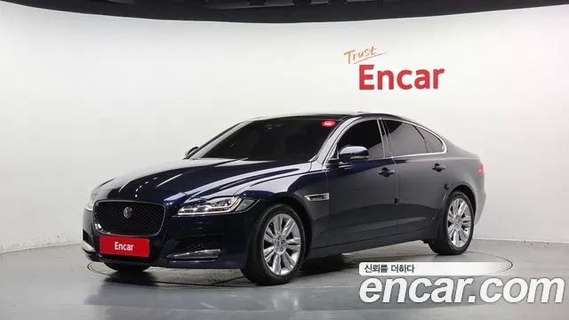 Jaguar XF — экстерьер