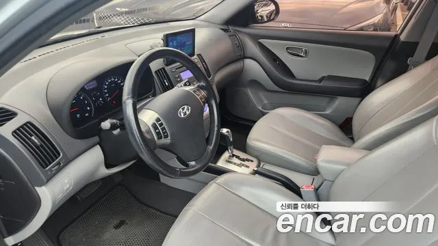 Hyundai Elantra — интерьер