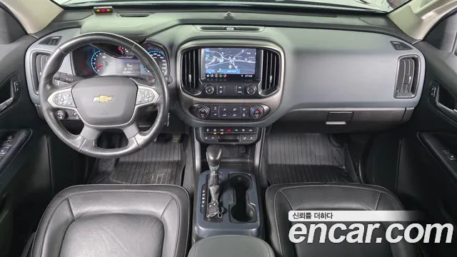 Chevrolet Korea Colorado — интерьер