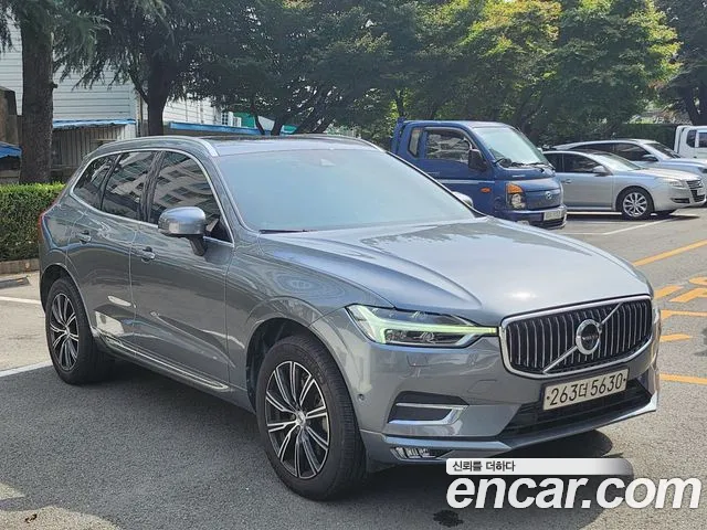 Volvo XC60 — интерьер