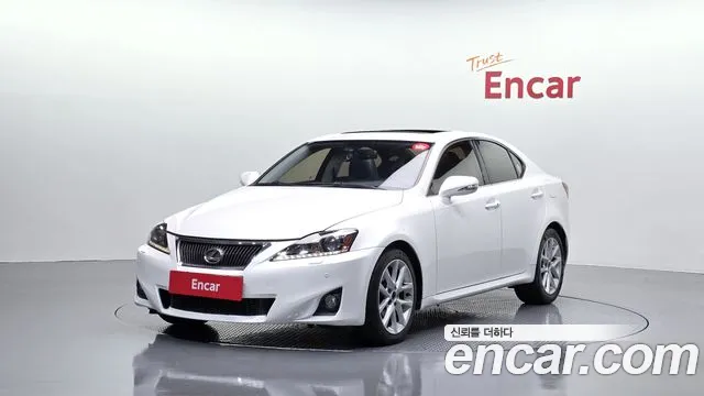 Lexus IS — экстерьер