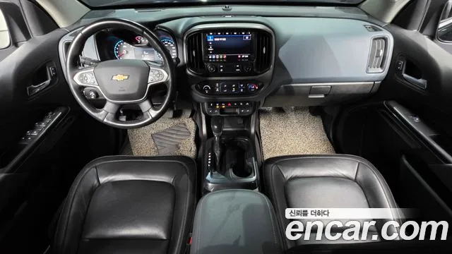 Chevrolet Korea Colorado — интерьер