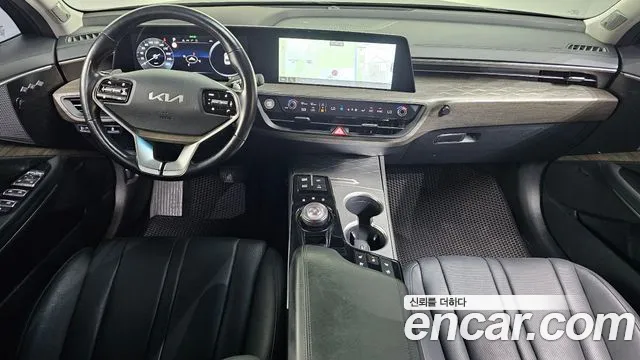 Kia K8 — интерьер