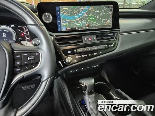 Lexus ES — интерьер