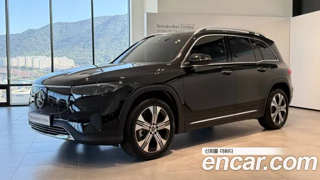 Mercedes-Benz EQB — экстерьер