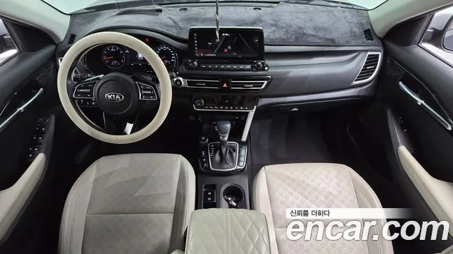 Kia Seltos — интерьер