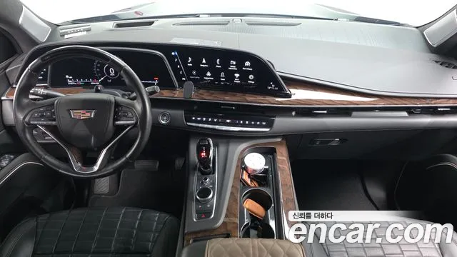 Cadillac Escalade — интерьер