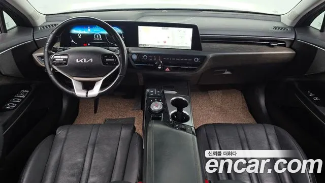 Kia K8 — интерьер