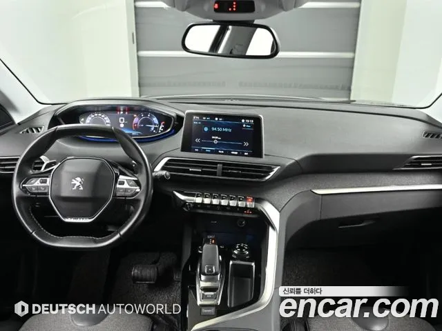 Peugeot 3008 — интерьер