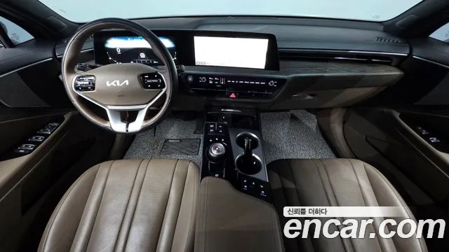 Kia K8 — интерьер