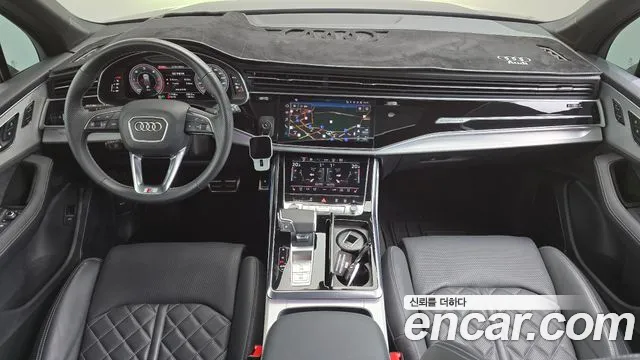 Audi Q7 — интерьер