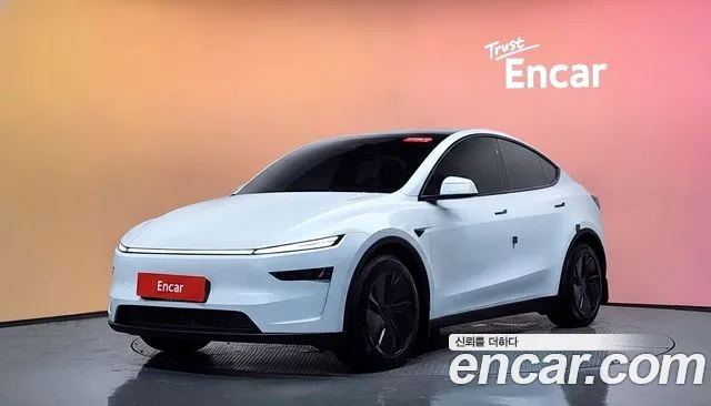 Tesla Model Y — экстерьер