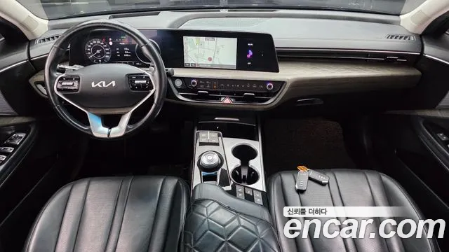 Kia K8 — интерьер