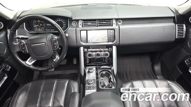 Land Rover Range Rover — интерьер