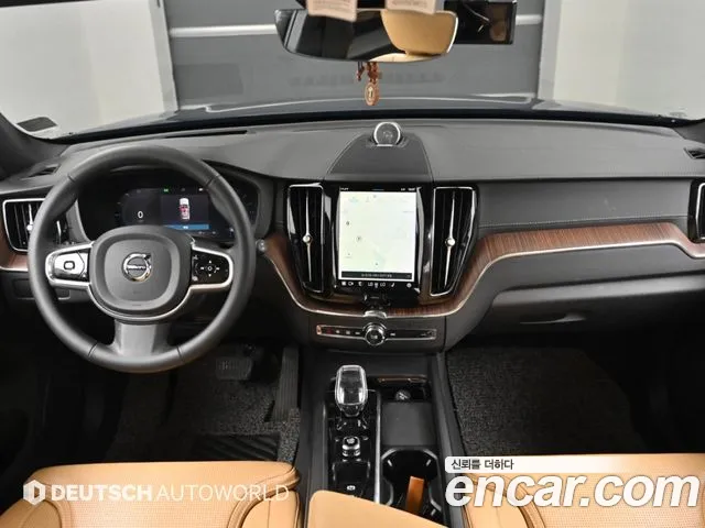 Volvo XC60 — интерьер