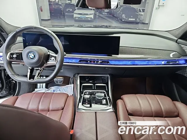 BMW i7 — интерьер