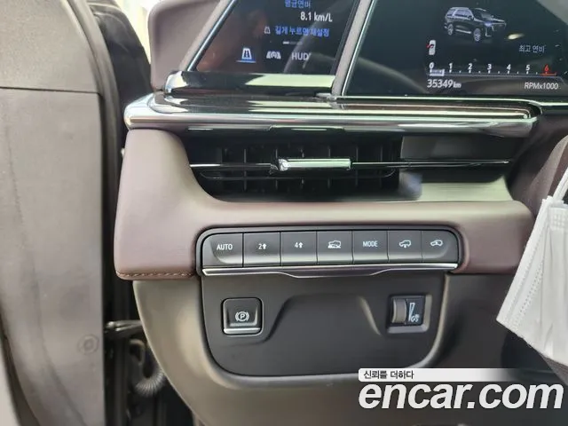 Cadillac Escalade — интерьер