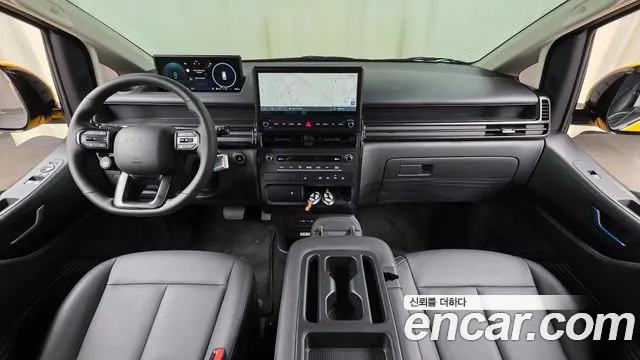 Hyundai Staria — интерьер