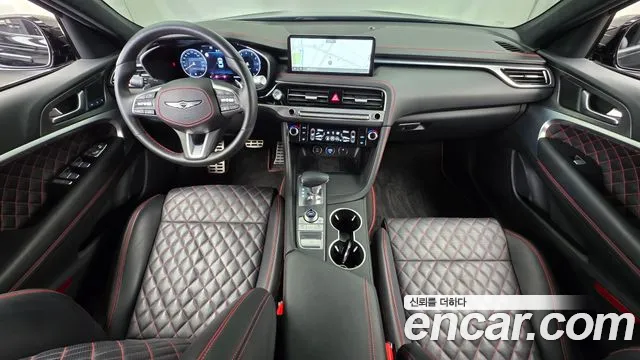 Genesis G70 — интерьер