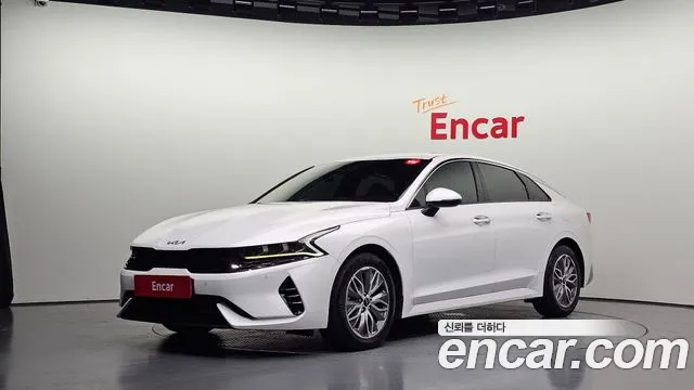 Kia K5 — экстерьер